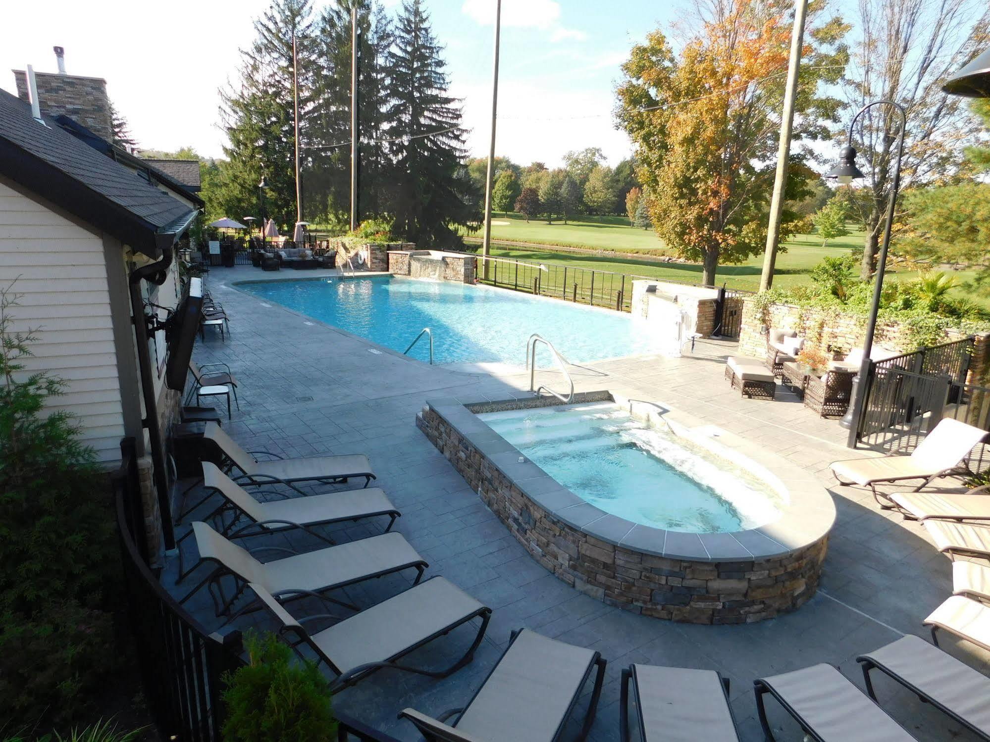 Fairway Suites At The Peak French Creek المظهر الخارجي الصورة